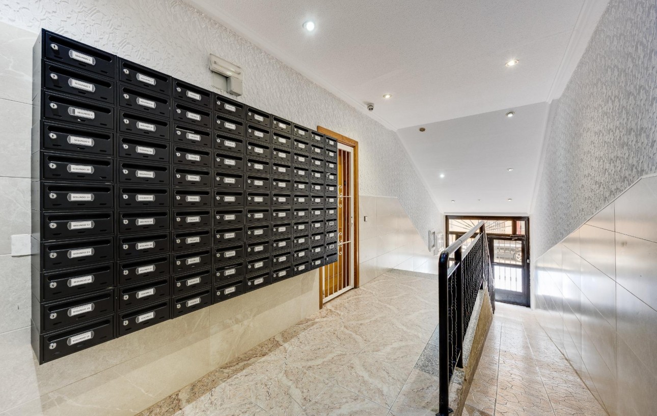 Sale - Apartment - Torrevieja - Parque de las Naciones