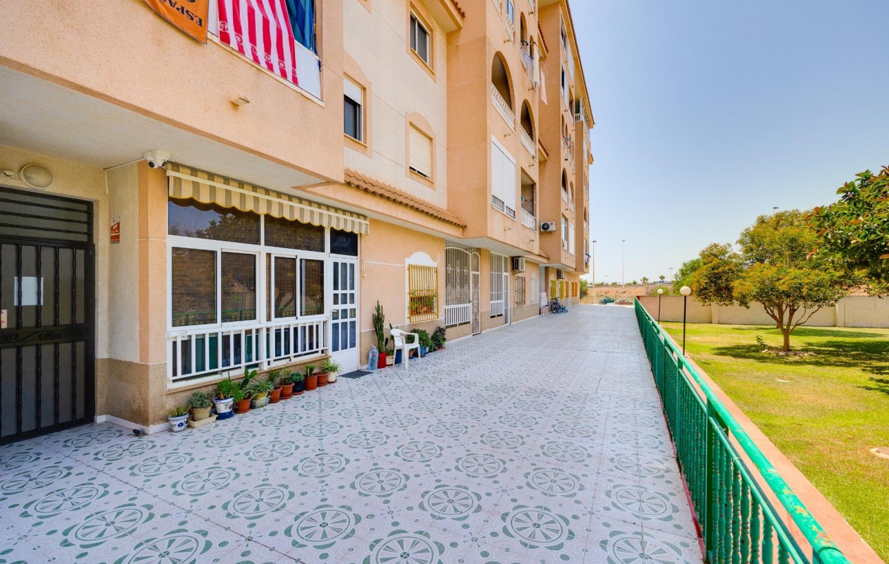 Sale - Apartment - Torrevieja - Parque de las Naciones