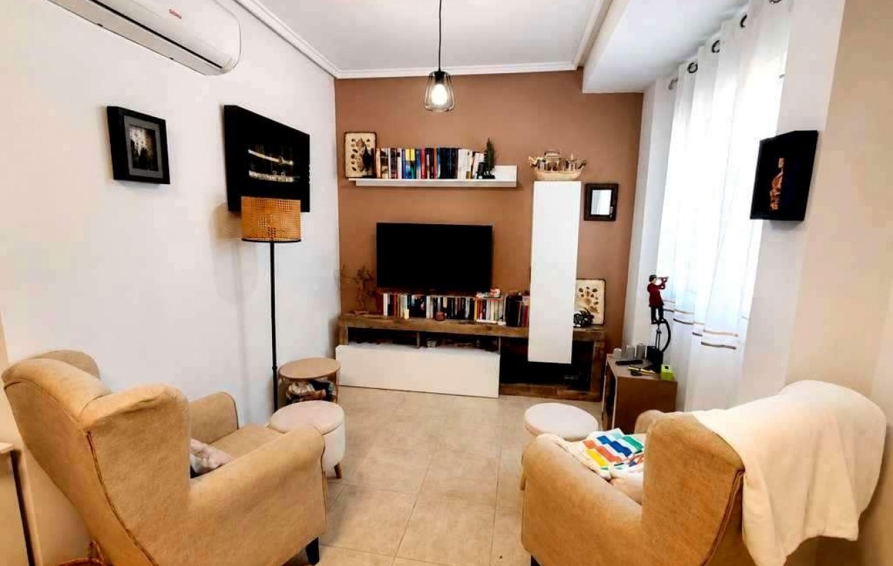 Venta - Casa Tipo Dúplex - Torrevieja - Aguas Nuevas