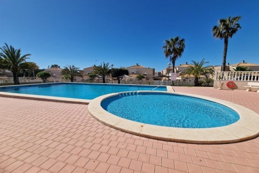 Venta - Casa Tipo Dúplex - Torrevieja - Aguas Nuevas