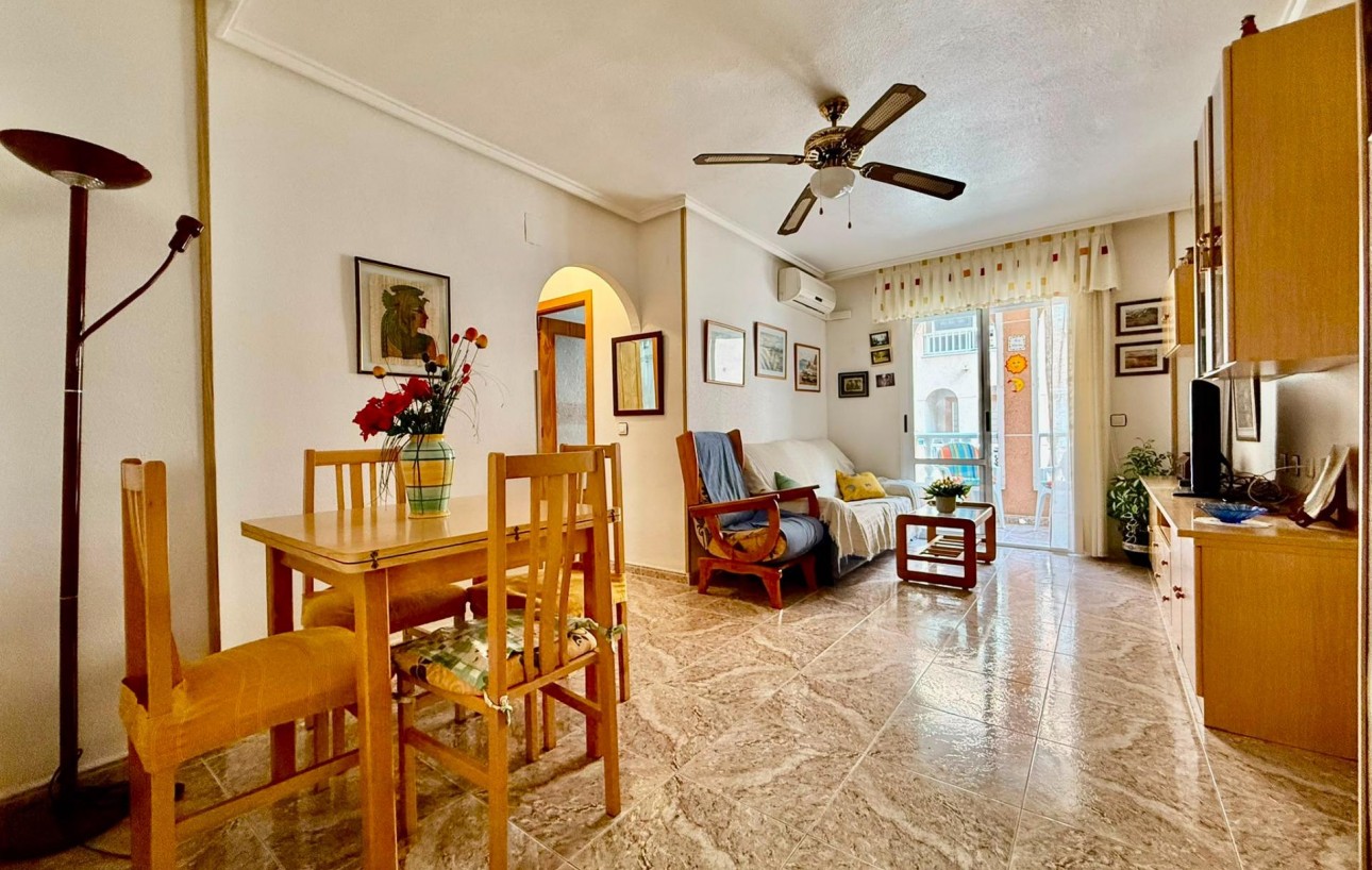 Sale - Apartment - Torrevieja - El Acequión - Los Náufragos