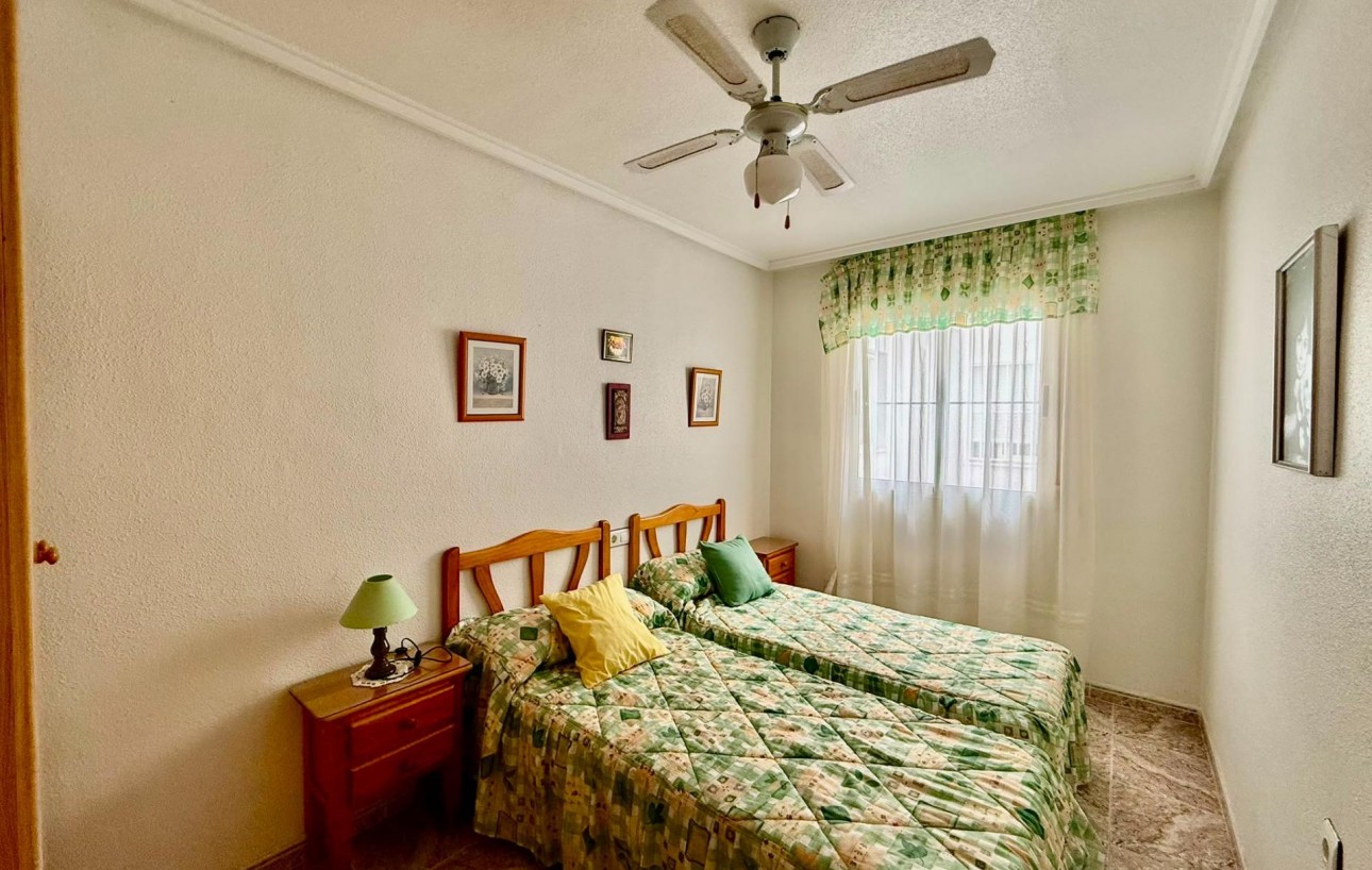 Sale - Apartment - Torrevieja - El Acequión - Los Náufragos