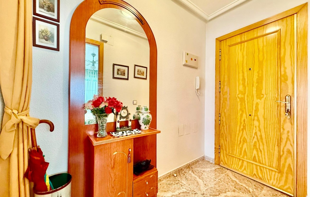 Sale - Apartment - Torrevieja - El Acequión - Los Náufragos