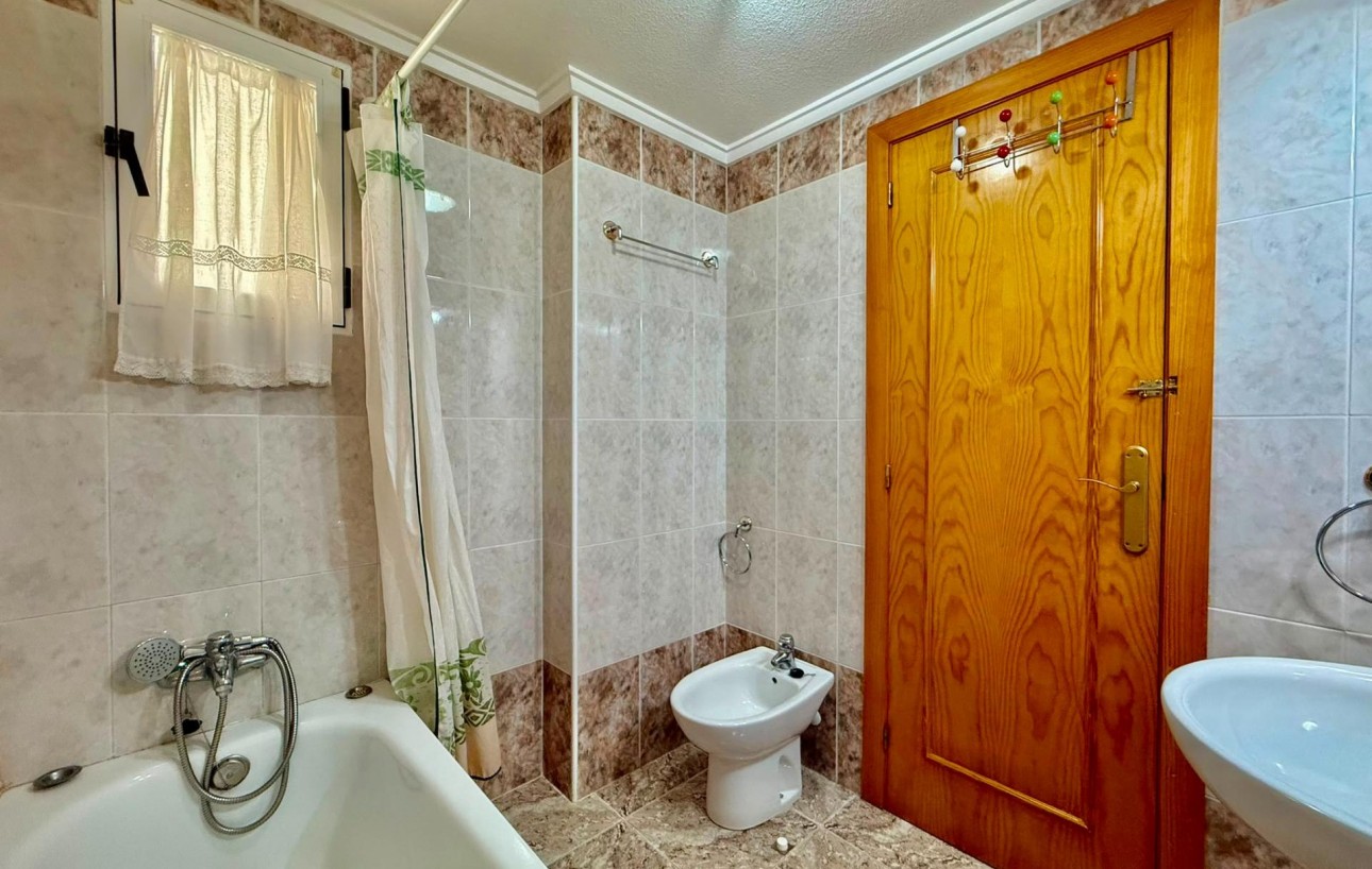 Sale - Apartment - Torrevieja - El Acequión - Los Náufragos