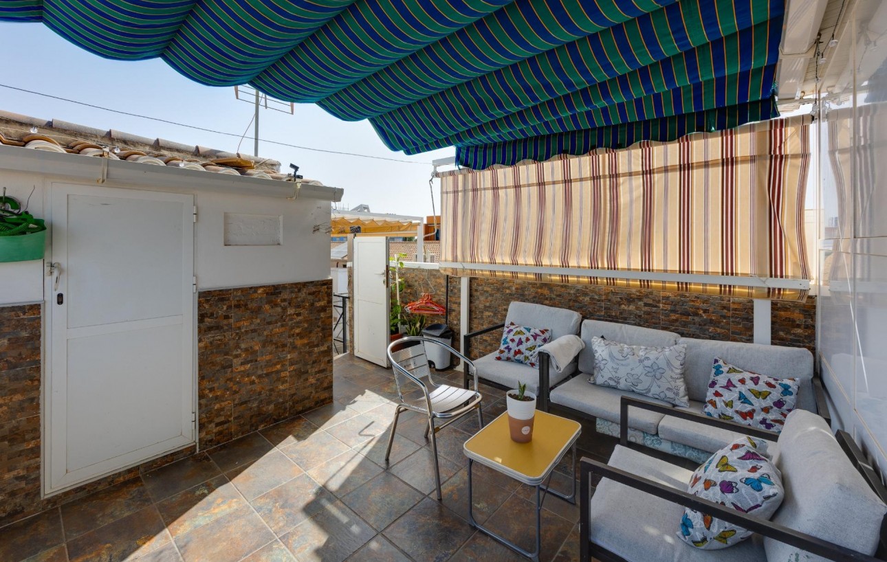 Sale - Bungalow Planta Alta - Torrevieja - Centro