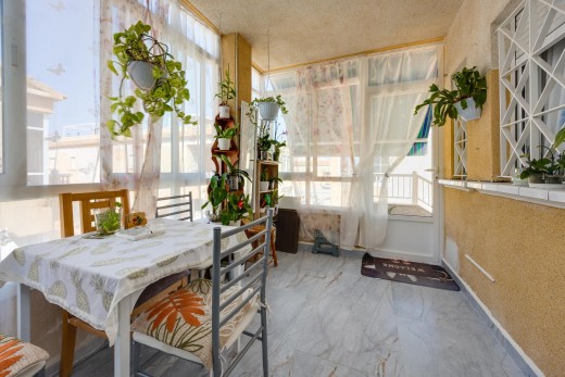 Sale - Bungalow Planta Alta - Torrevieja - Centro