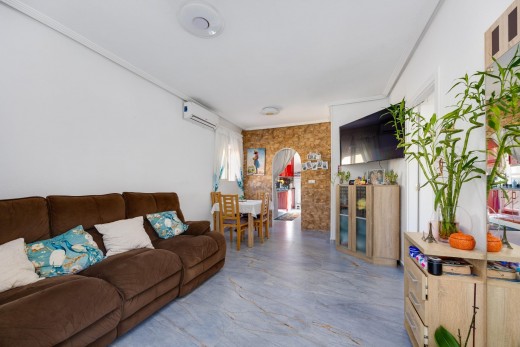 Sale - Bungalow Planta Alta - Torrevieja - Centro