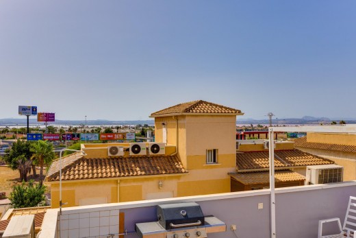 Sale - Bungalow Planta Alta - Torrevieja - Centro