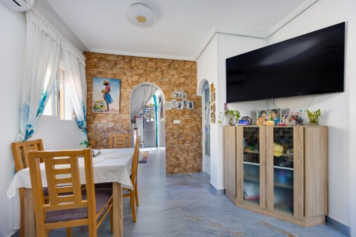 Sale - Bungalow Planta Alta - Torrevieja - Centro