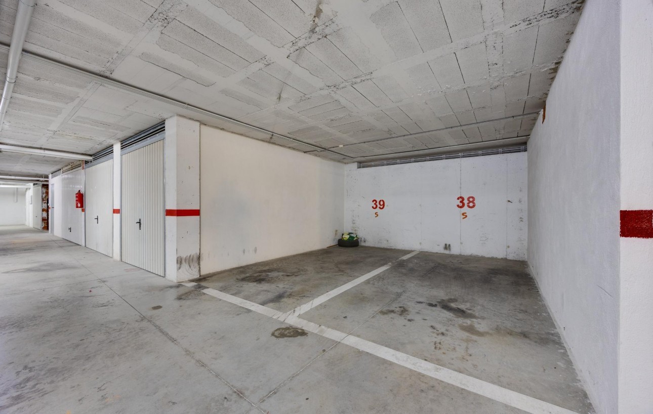 Sale - Bungalow Planta Alta - Torrevieja - Centro