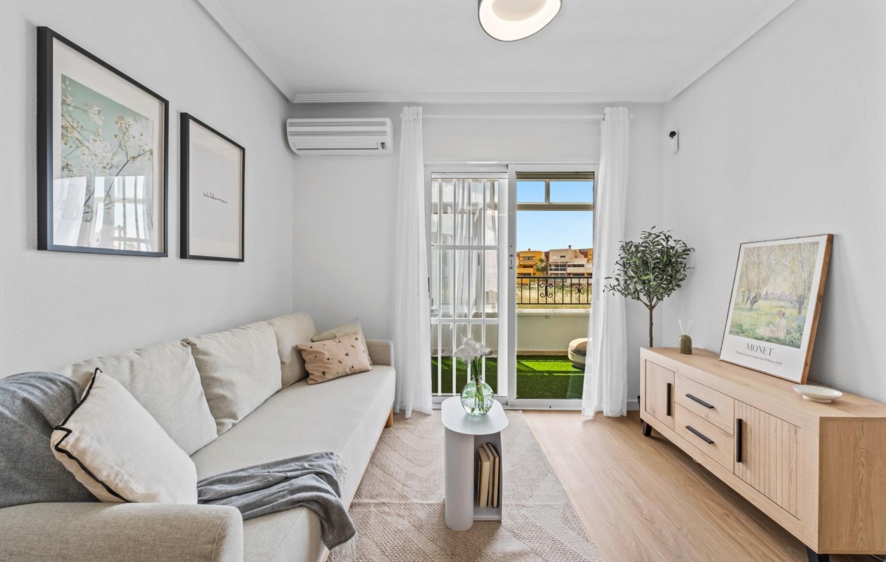 Sale - Planta baja - Orihuela Costa - Playa Flamenca