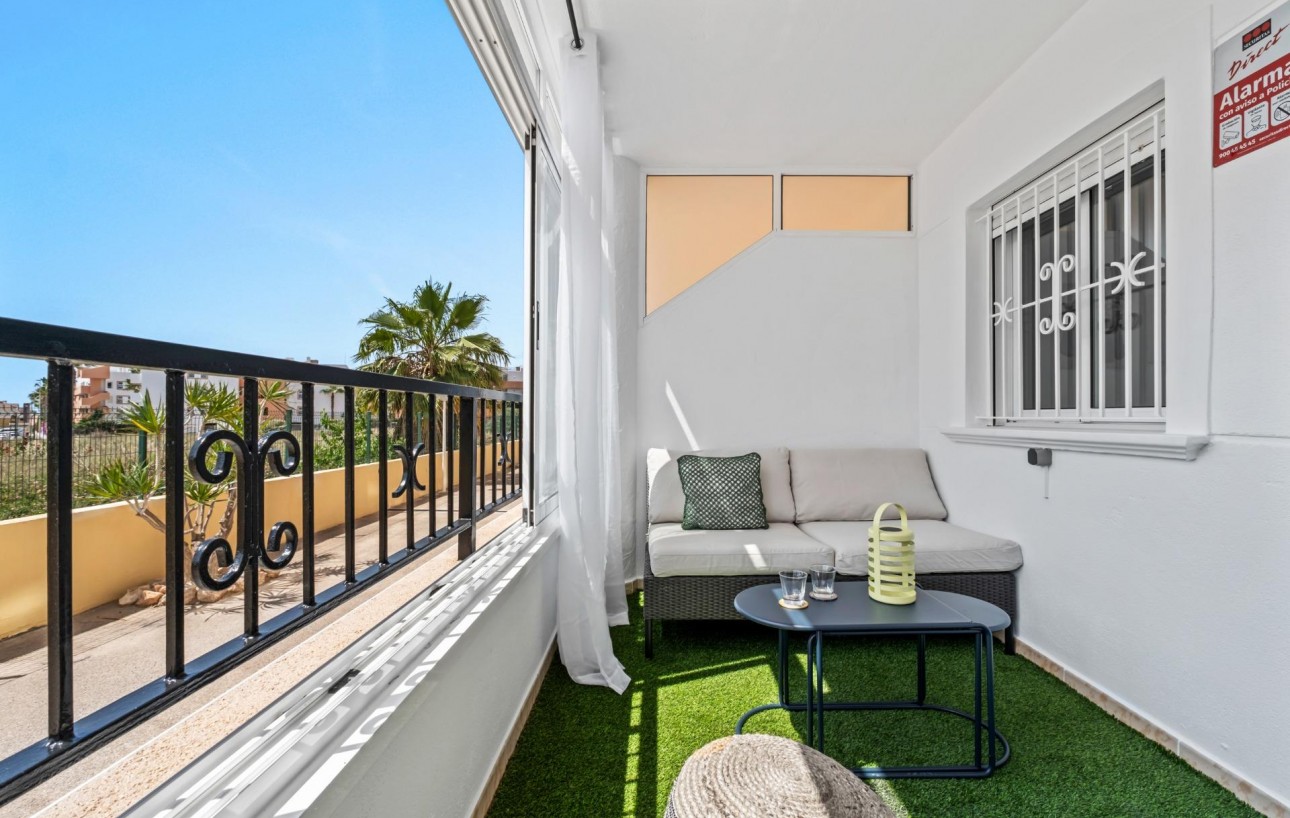 Sale - Planta baja - Orihuela Costa - Playa Flamenca