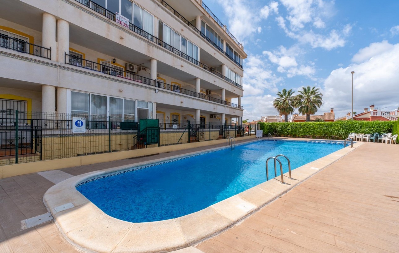 Sale - Planta baja - Orihuela Costa - Playa Flamenca
