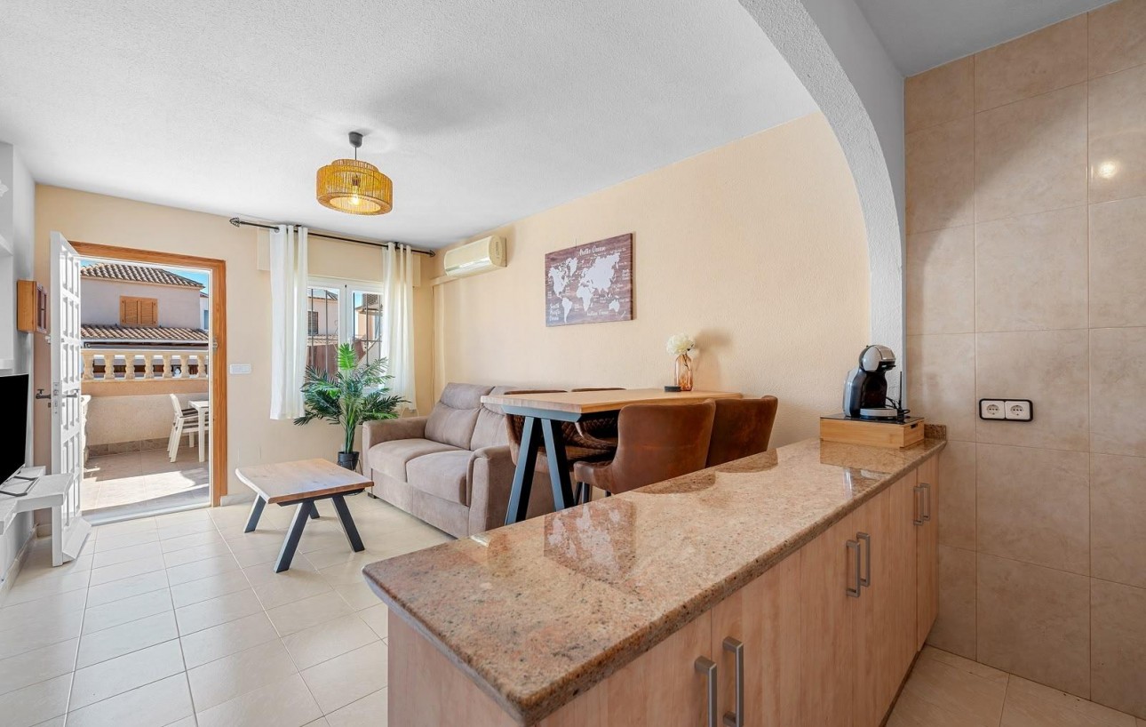 Sale - Bungalow - Torrevieja - Los altos