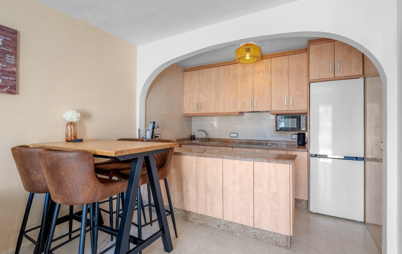 Sale - Bungalow - Torrevieja - Los altos