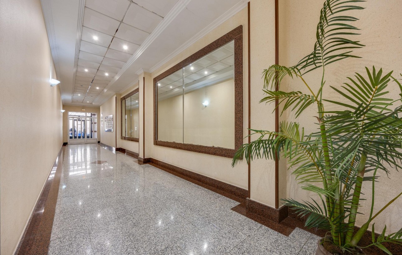 Sale - Apartment - Torrevieja - Playa del cura