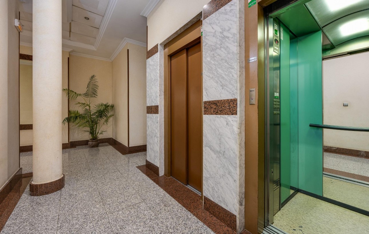Sale - Apartment - Torrevieja - Playa del cura