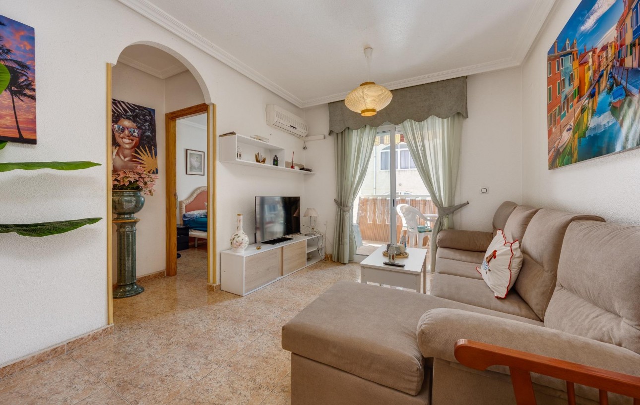 Sale - Apartment - Torrevieja - Playa del cura