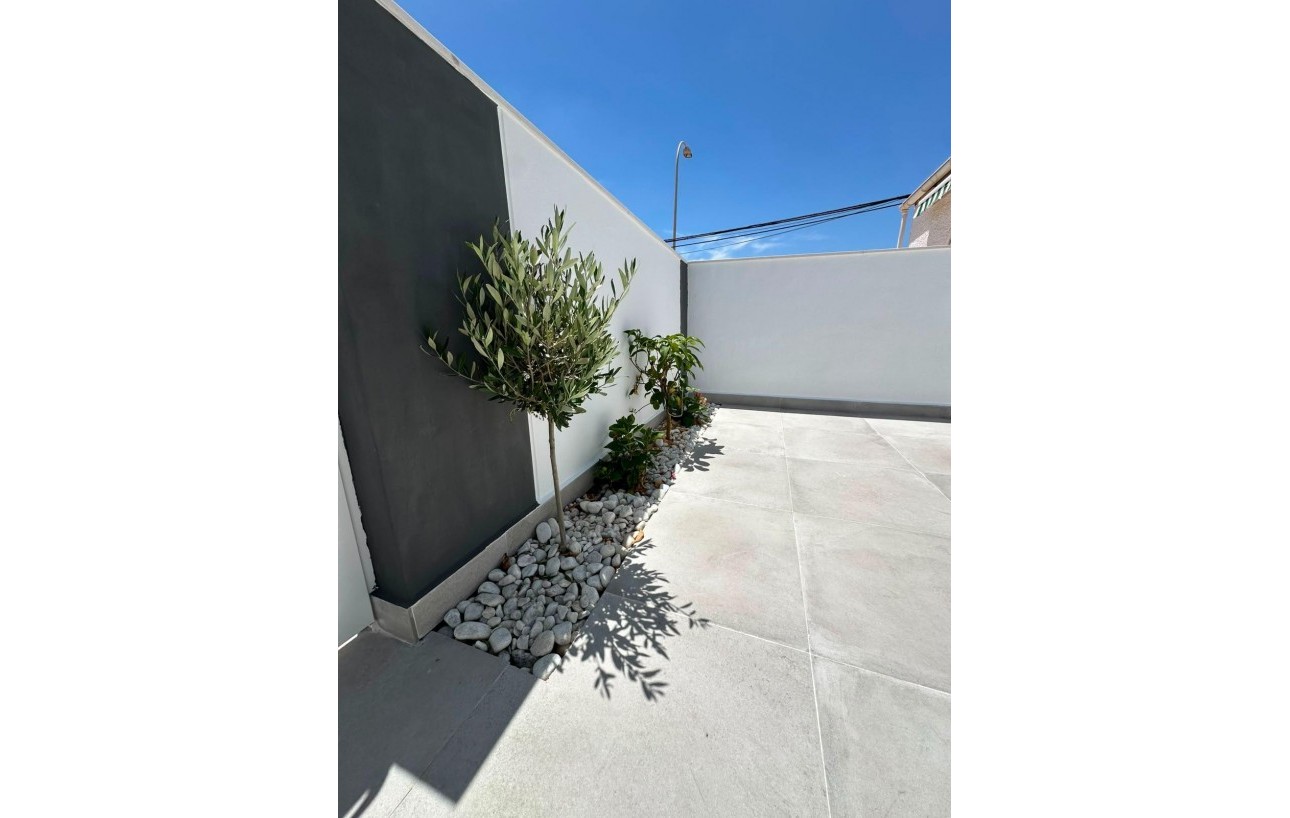 Sale - Bungalow - Torrevieja - La Siesta - El Salado - Torreta