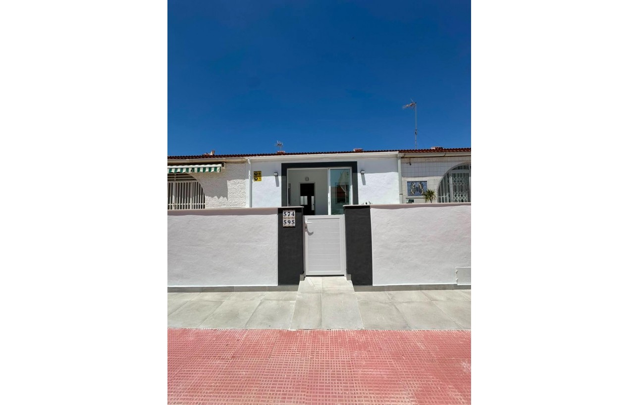 Sale - Bungalow - Torrevieja - La Siesta - El Salado - Torreta