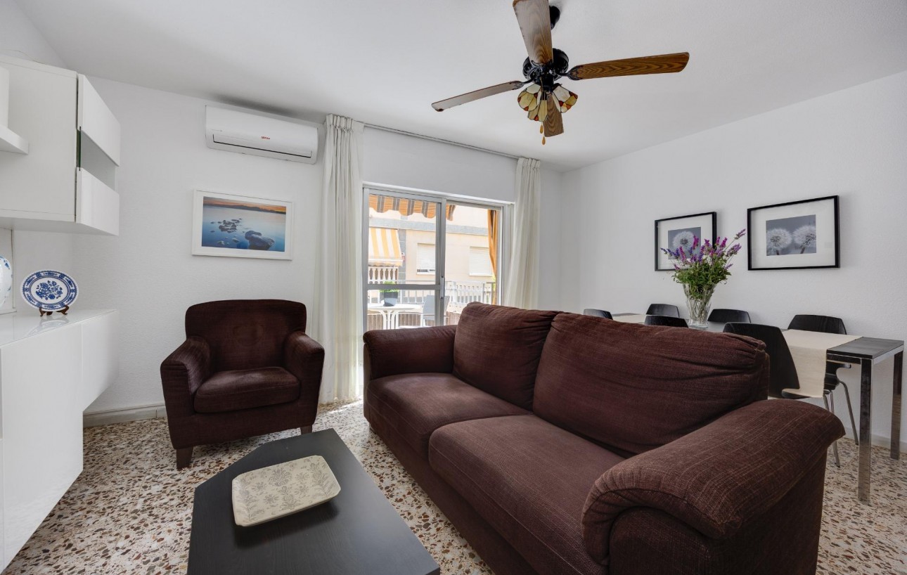Sale - Apartment - Torrevieja - Playa del cura