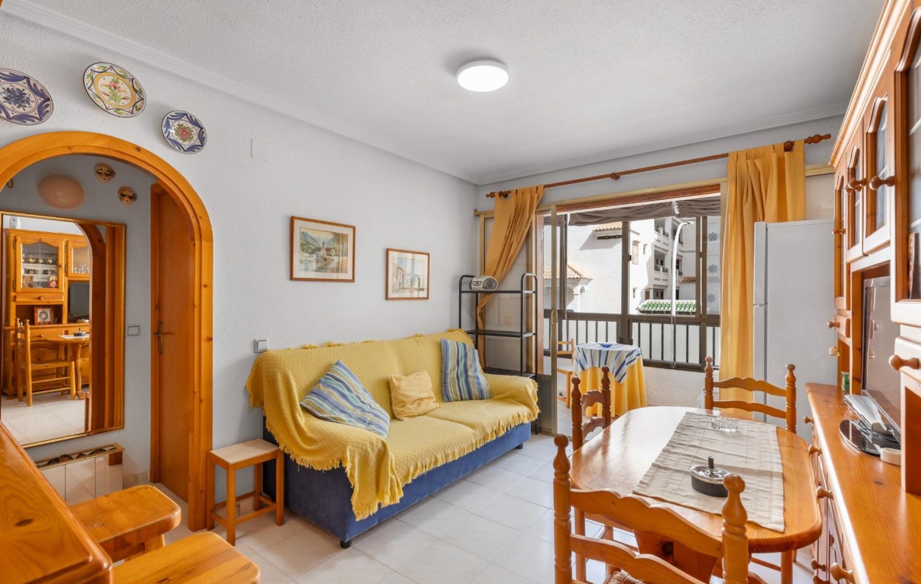 Sale - Apartment - Torrevieja - La Mata