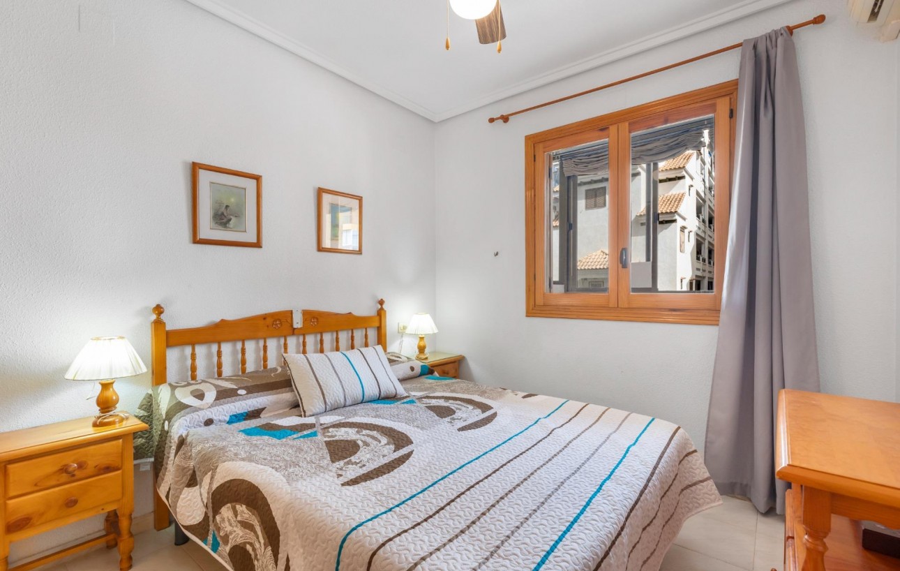 Sale - Apartment - Torrevieja - La Mata