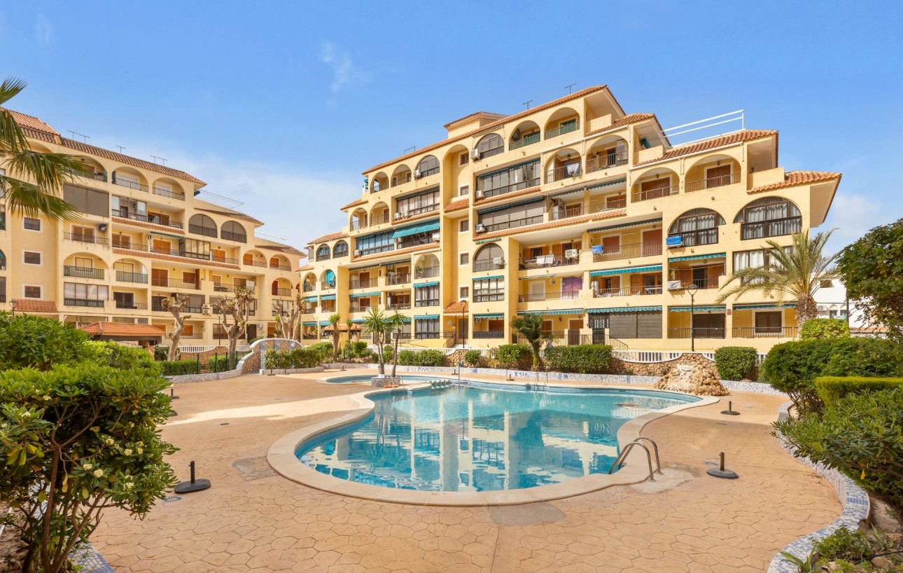Sale - Apartment - Torrevieja - La Mata