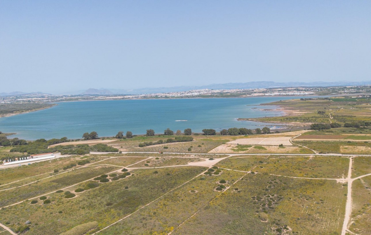 Sale - Apartment - Torrevieja - La Mata