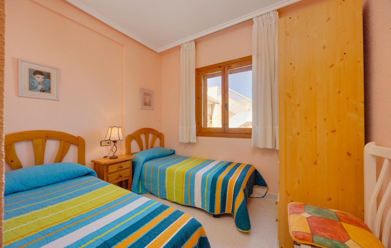 Resale - Lägenhet - Torrevieja - Acequion