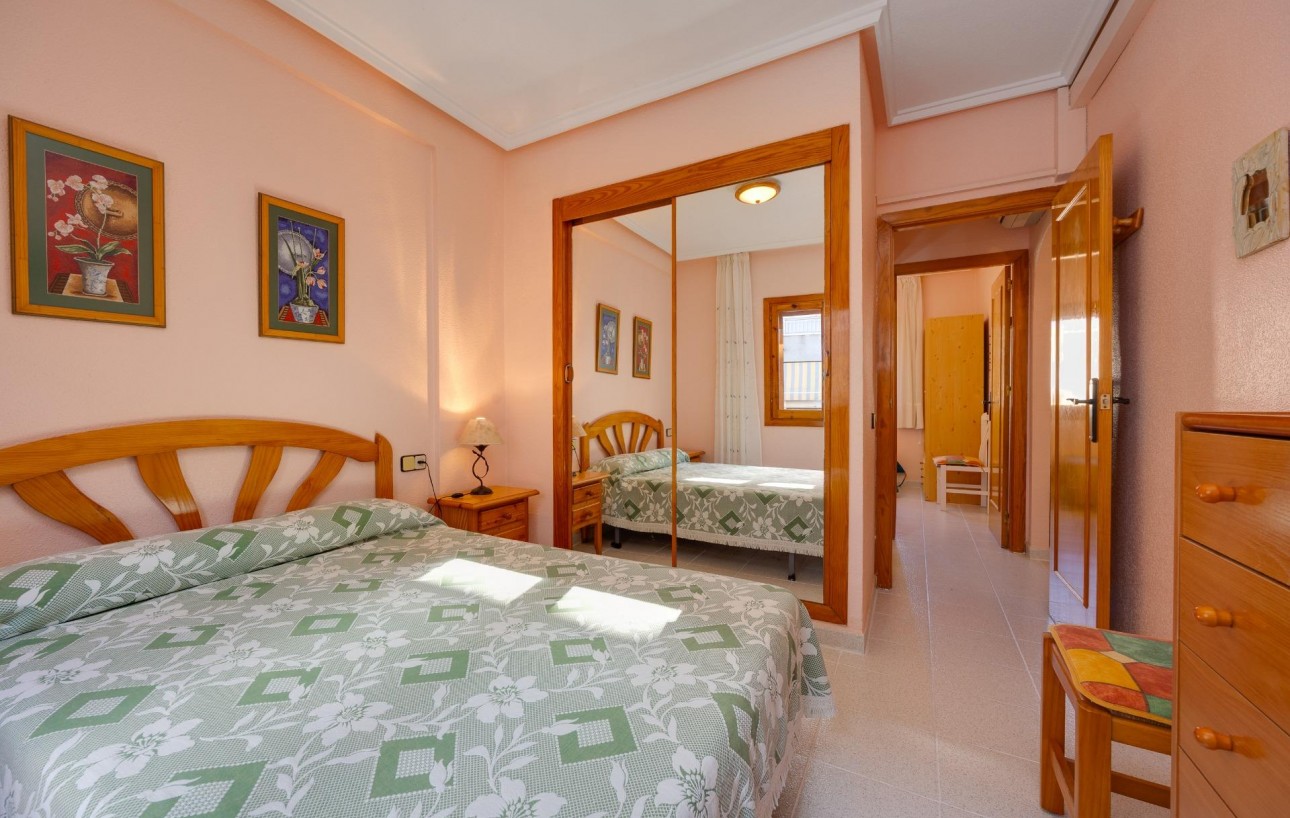 Resale - Lägenhet - Torrevieja - Acequion