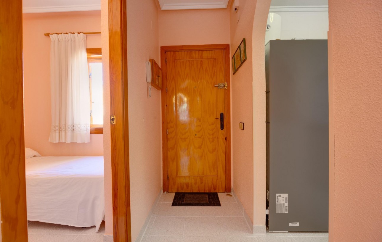 Resale - Lägenhet - Torrevieja - Acequion