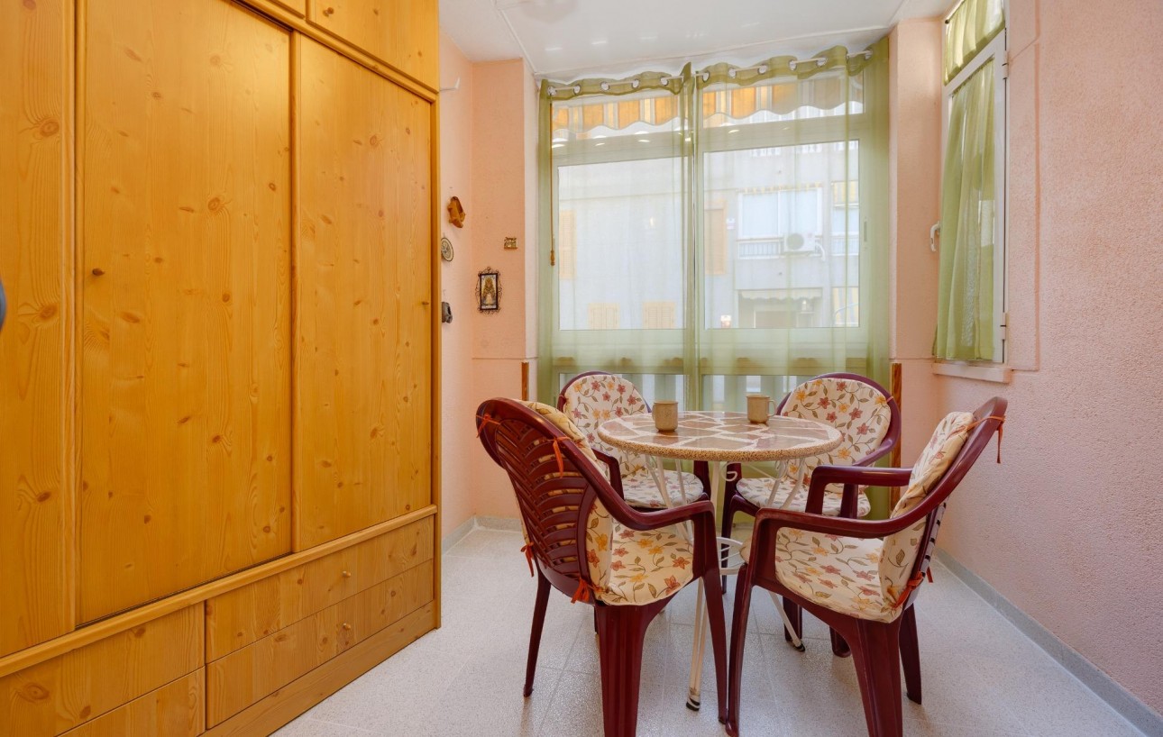 Resale - Lägenhet - Torrevieja - Acequion