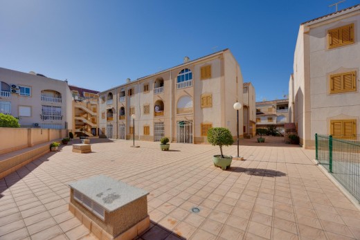 Resale - Lägenhet - Torrevieja - Acequion