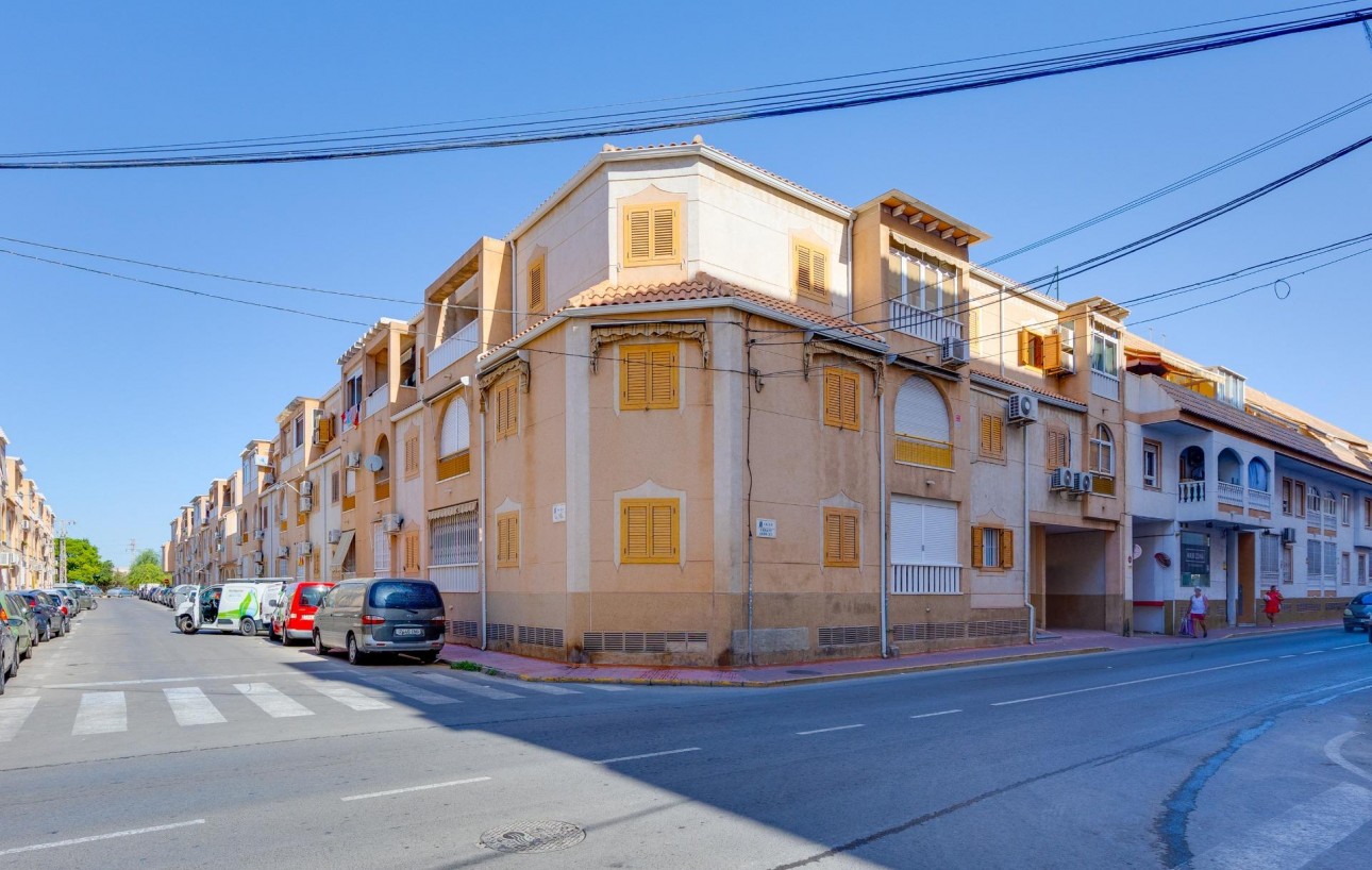 Resale - Lägenhet - Torrevieja - Acequion