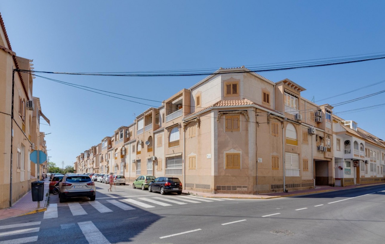 Resale - Lägenhet - Torrevieja - Acequion