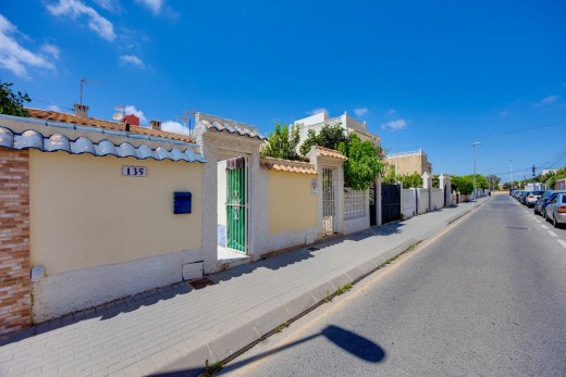 Resale - Bungalow - Torrevieja - Nueva Torrevieja