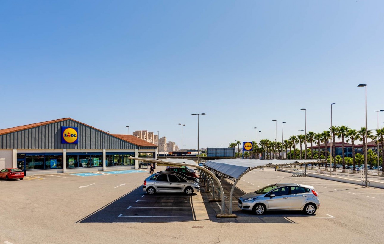 Resale - Bungalow - Torrevieja - Nueva Torrevieja