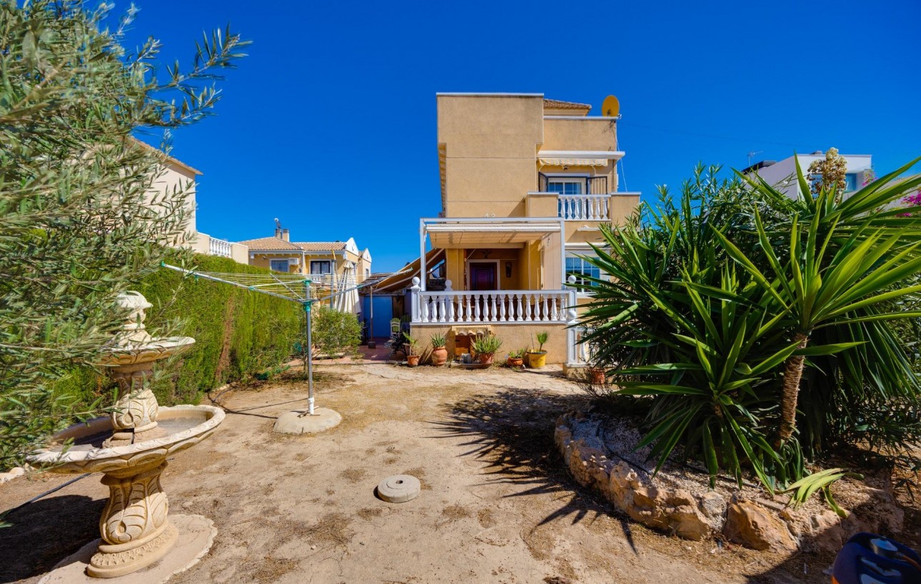 Sale - Chalet - Torrevieja - Torreblanca