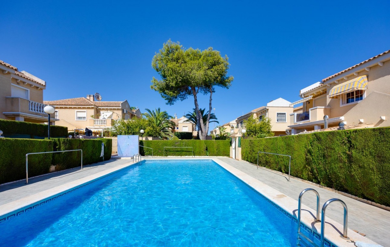 Sale - Chalet - Torrevieja - Torreblanca