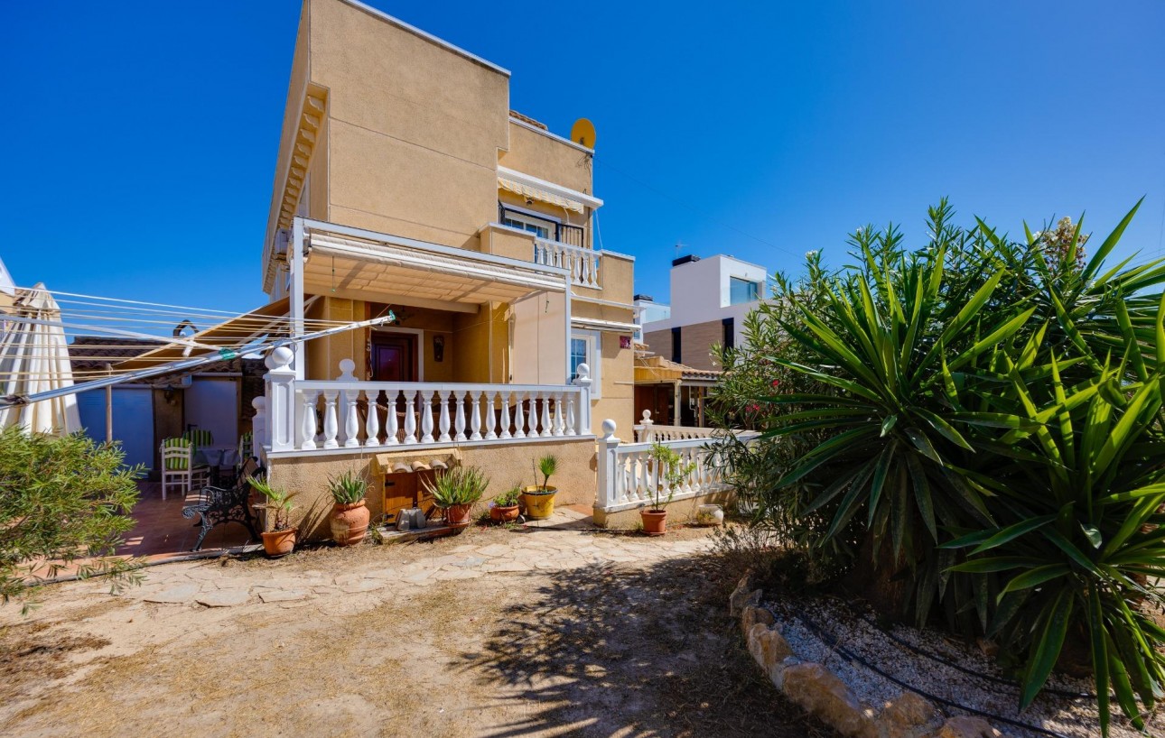 Sale - Chalet - Torrevieja - Torreblanca