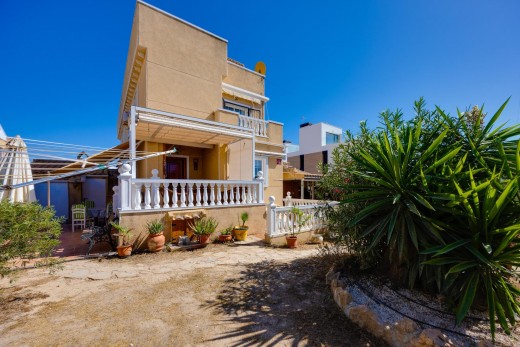 Sale - Chalet - Torrevieja - Torreblanca