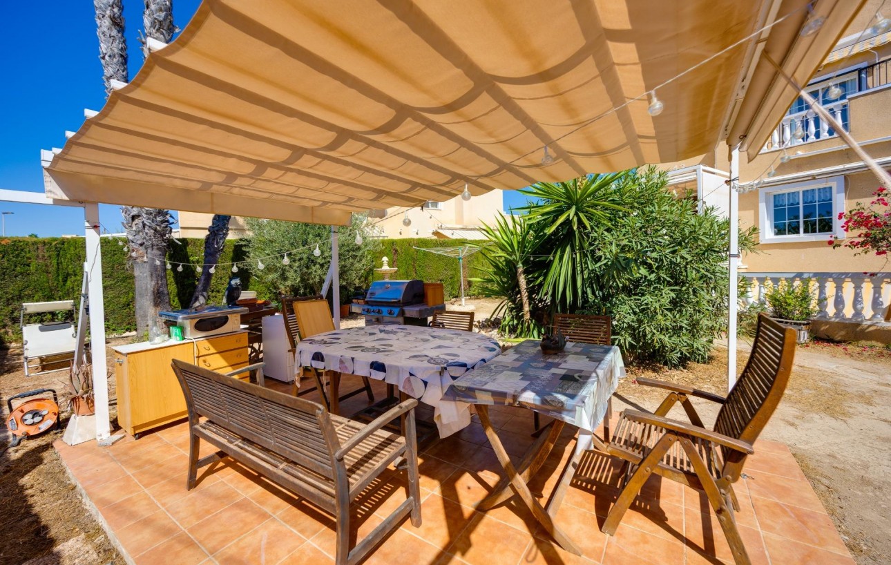 Sale - Chalet - Torrevieja - Torreblanca