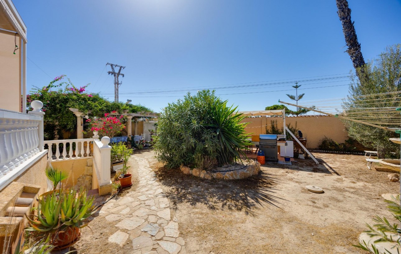 Sale - Chalet - Torrevieja - Torreblanca