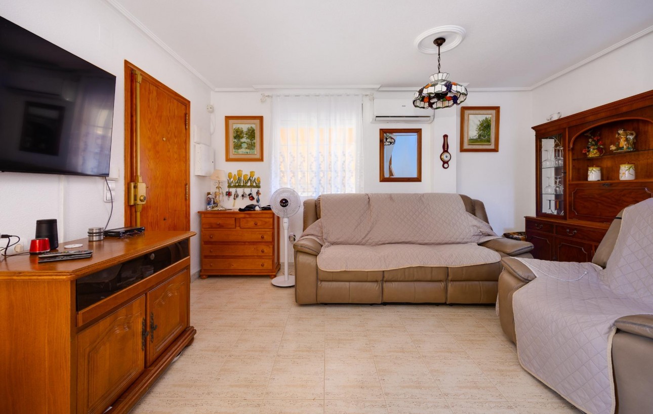 Sale - Chalet - Torrevieja - Torreblanca