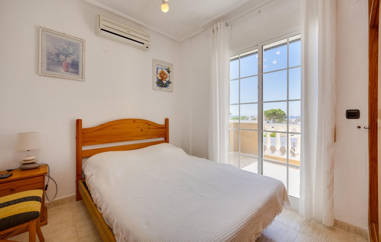 Sale - Chalet - Torrevieja - Torreblanca