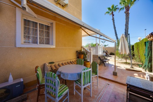 Sale - Chalet - Torrevieja - Torreblanca
