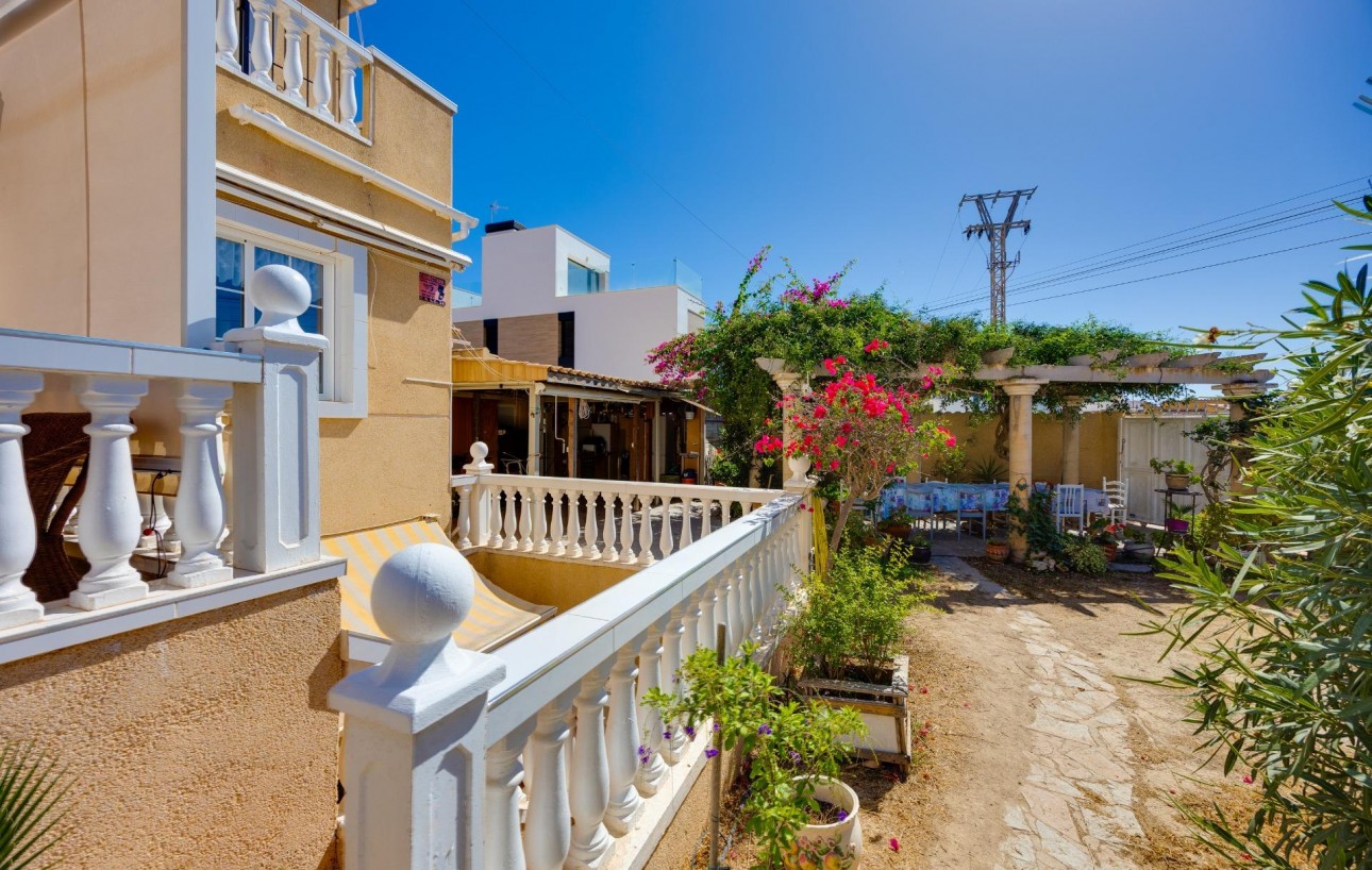 Sale - Chalet - Torrevieja - Torreblanca