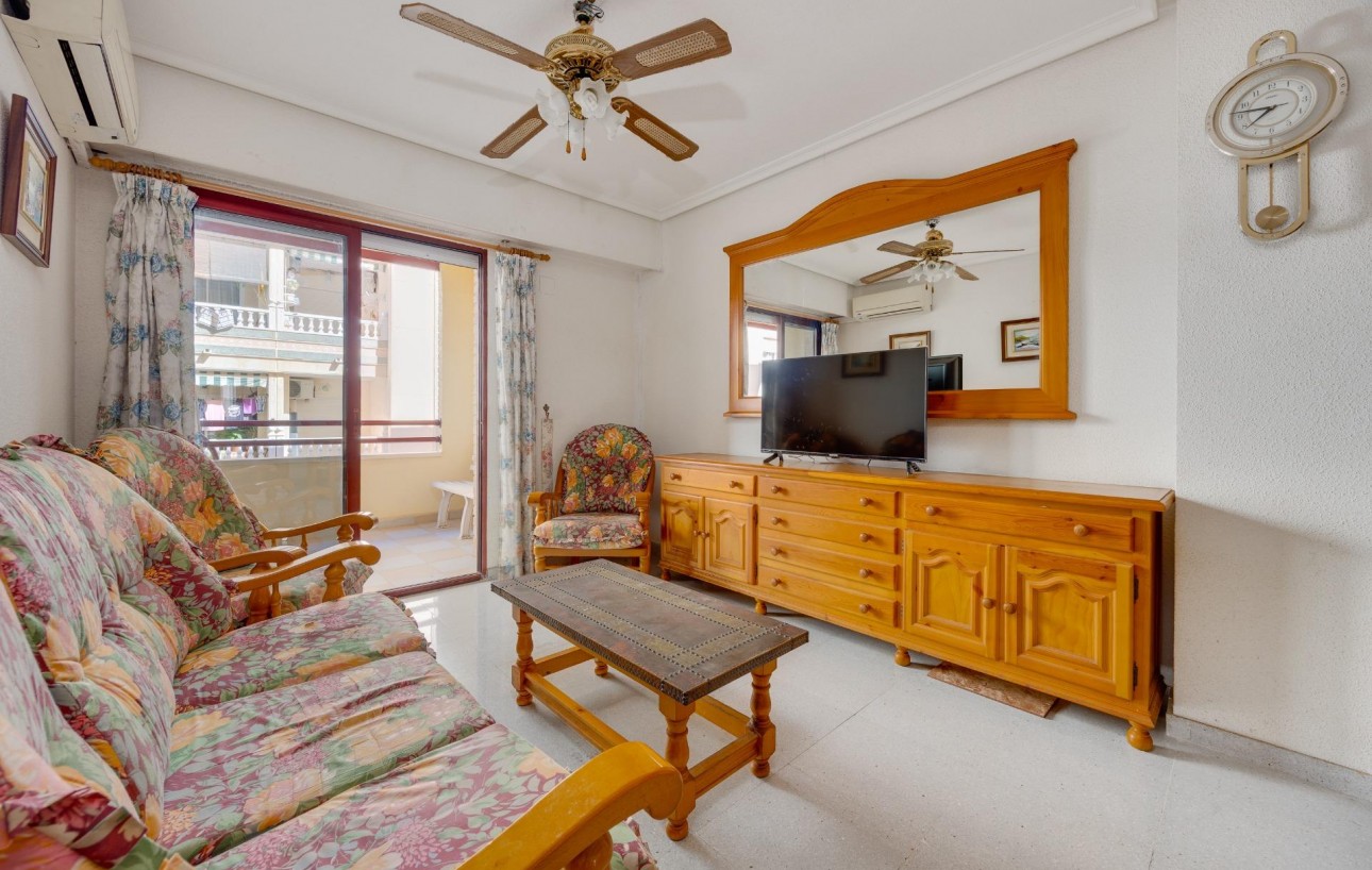 Venta - Apartamento - Torrevieja - Playa del cura