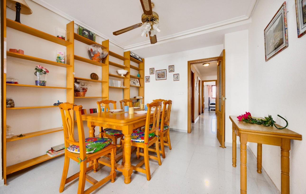Venta - Apartamento - Torrevieja - Playa del cura